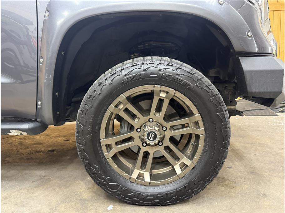 2019 Toyota Tundra SR5 - Photo 4