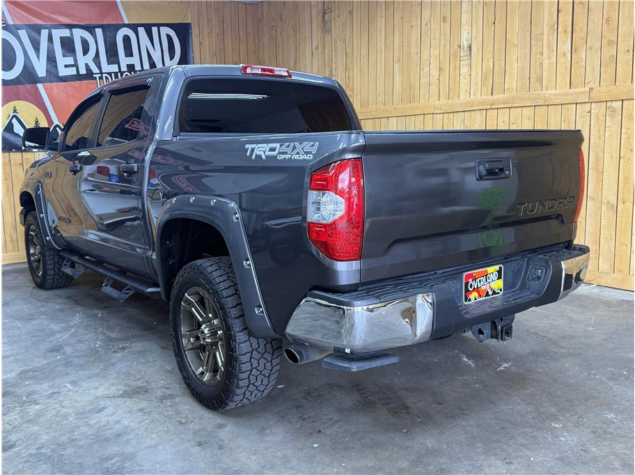 2019 Toyota Tundra SR5 - Photo 9