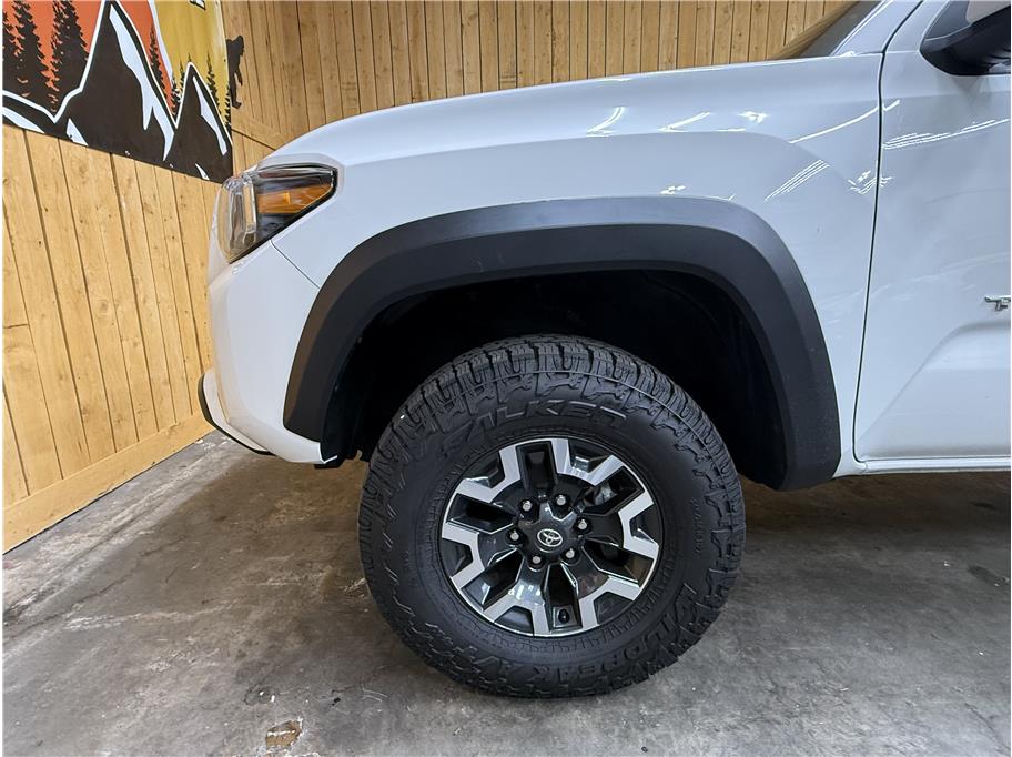 2022 Toyota Tacoma TRD Off Road - Photo 13