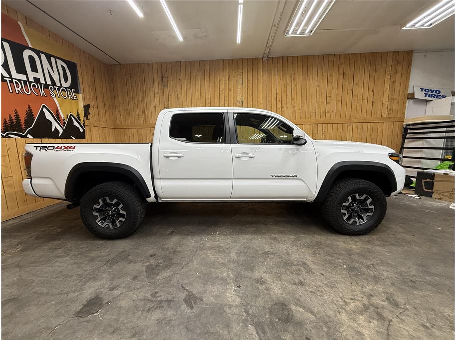 2022 Toyota Tacoma TRD Off Road - Photo 2