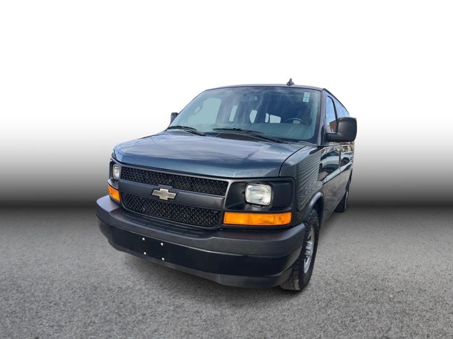 2017 Chevrolet Express 2500 LS RWD