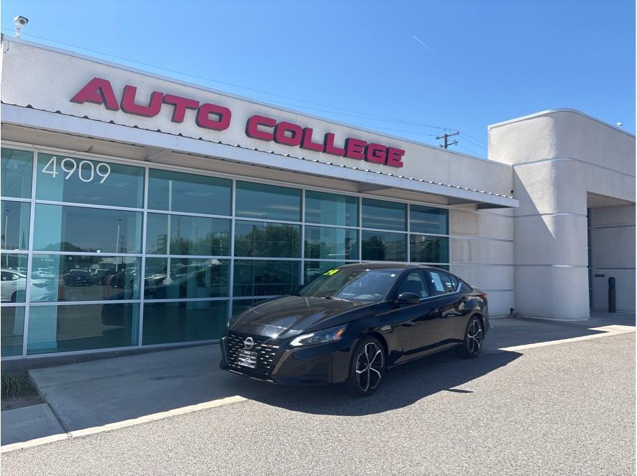 2024 Nissan Altima 2.5 SR Sedan 4D