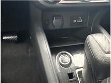 2024 Nissan Versa SV Sedan 4D Thumbnail 11