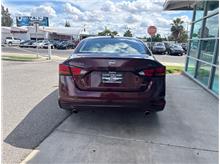 2024 Nissan Altima 2.5 SL Sedan 4D Thumbnail 5