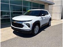 2026 Chevrolet Trailblazer LS Sport Utility 4D Thumbnail 2