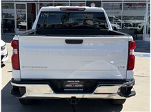 2023 Chevrolet Silverado 1500 Crew Cab LTZ Pickup 4D 5 3/4 ft Thumbnail 12
