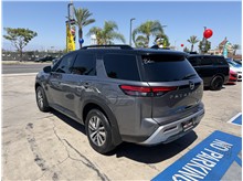 2022 Nissan Pathfinder SL Sport Utility 4D Thumbnail 11