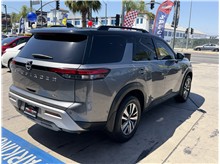 2022 Nissan Pathfinder SL Sport Utility 4D Thumbnail 6