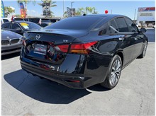 2023 Nissan Altima 2.5 SV Sedan 4D Thumbnail 6