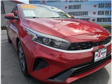 2024 Kia Forte LXS Sedan 4D Thumbnail 10