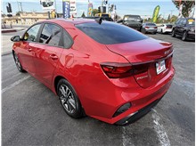 2024 Kia Forte LXS Sedan 4D Thumbnail 5