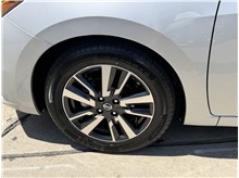 2021 Nissan Versa SV Sedan 4D Thumbnail 12