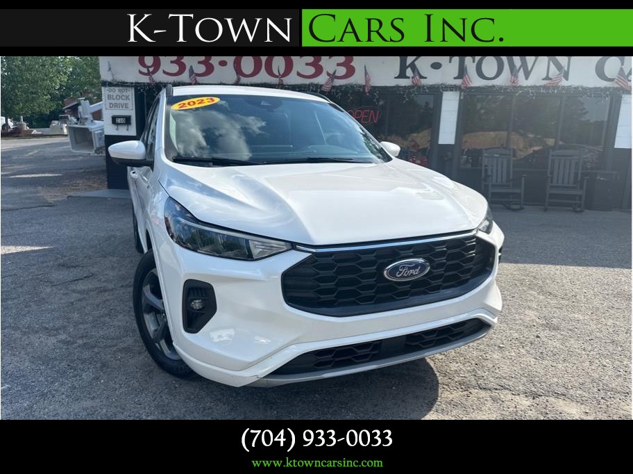 2023 Ford Escape ST-Line Select Hybrid Sport Utility 4D
