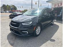 2022 Chrysler Pacifica Touring L Van 4D Thumbnail 3
