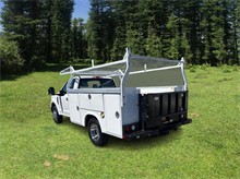 2019 Ford F350 Super Duty Regular Cab & Chassis XL Cab & Chassis 2D Thumbnail 3