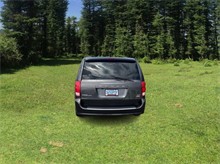 2019 Dodge Grand Caravan Passenger SXT Minivan 4D Thumbnail 4