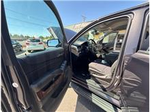 2018 Chevrolet Suburban LS Sport Utility 4D Thumbnail 10