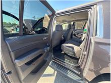 2018 Chevrolet Suburban LS Sport Utility 4D Thumbnail 11