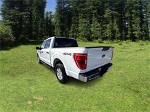 2022 Ford F150 SuperCrew Cab XLT Pickup 4D 5 1/2 ft Thumbnail 3