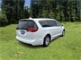 2017 Chrysler Pacifica Touring-L Minivan 4D Thumbnail 5