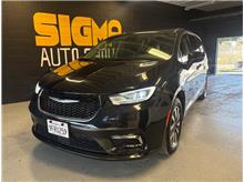 2023 Chrysler Pacifica Hybrid Touring L Van 4D