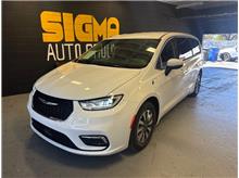 2023 Chrysler Pacifica Hybrid Touring L Van 4D