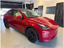 2023 Tesla Model Y Long Range Sport Utility 4D Thumbnail 4