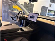 2022 Tesla Model Y Long Range Sport Utility 4D Thumbnail 11