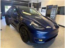 2022 Tesla Model Y Long Range Sport Utility 4D Thumbnail 4