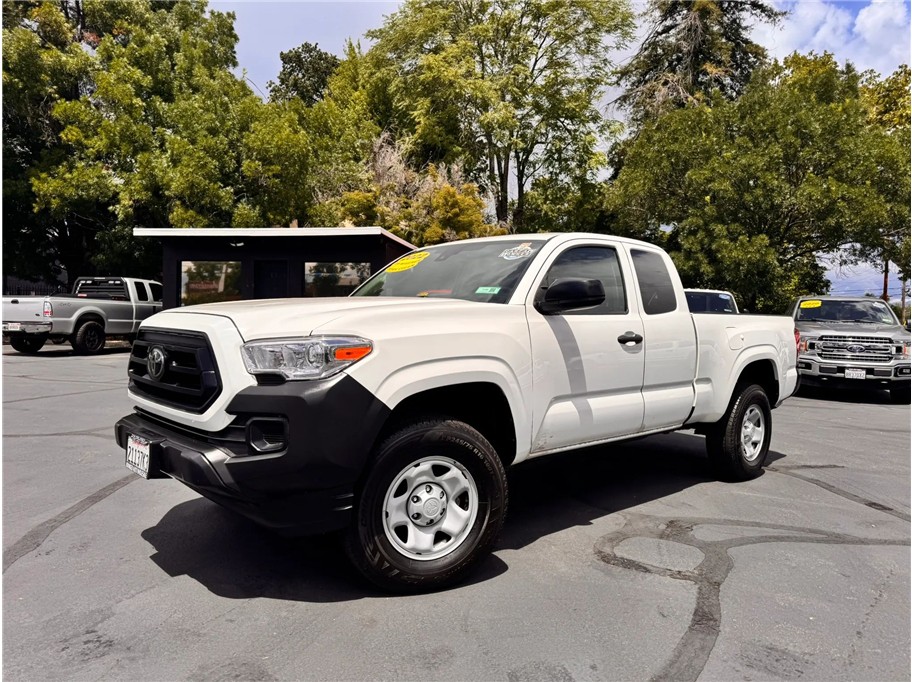 2022 Toyota Tacoma Access Cab SR Pickup 4D 6 ft