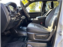 2022 Ram 3500 Crew Cab Tradesman Pickup 4D 6 1/3 ft Thumbnail 10