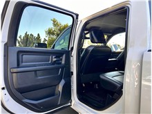 2022 Ram 3500 Crew Cab Tradesman Pickup 4D 6 1/3 ft Thumbnail 11