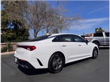 2022 Kia K5 LXS Sedan 4D Thumbnail 3