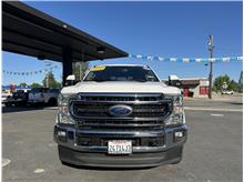 2022 Ford F250 Super Duty Crew Cab Lariat Pickup 4D 6 3/4 ft Thumbnail 4