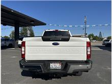 2022 Ford F250 Super Duty Crew Cab Lariat Pickup 4D 6 3/4 ft Thumbnail 8