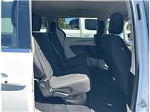 2024 Chrysler Voyager LX Van 4D Thumbnail 12