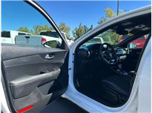 2023 Kia Forte GT-Line Sedan 4D Thumbnail 9