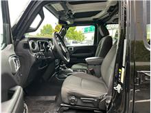 2023 Jeep Wrangler Unlimited Sahara Sport Utility 4D Thumbnail 10