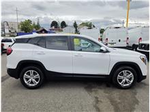 2024 GMC Terrain SLE Sport Utility 4D Thumbnail 5