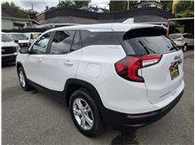 2024 GMC Terrain SLE Sport Utility 4D Thumbnail 9