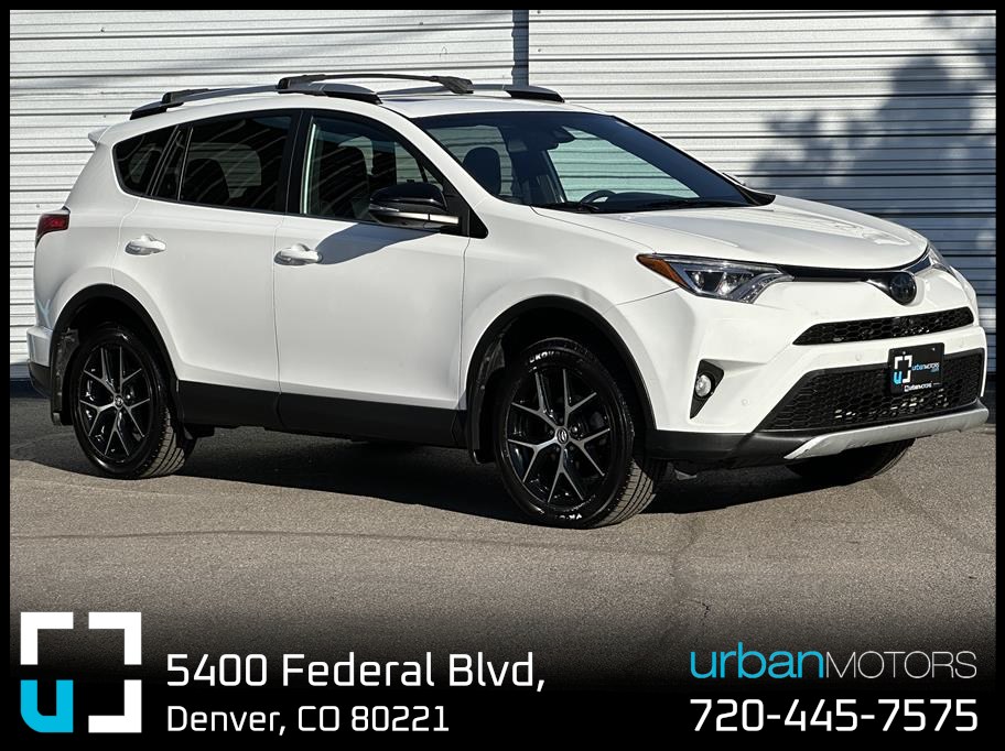 2013 Toyota RAV4 LE photo 4