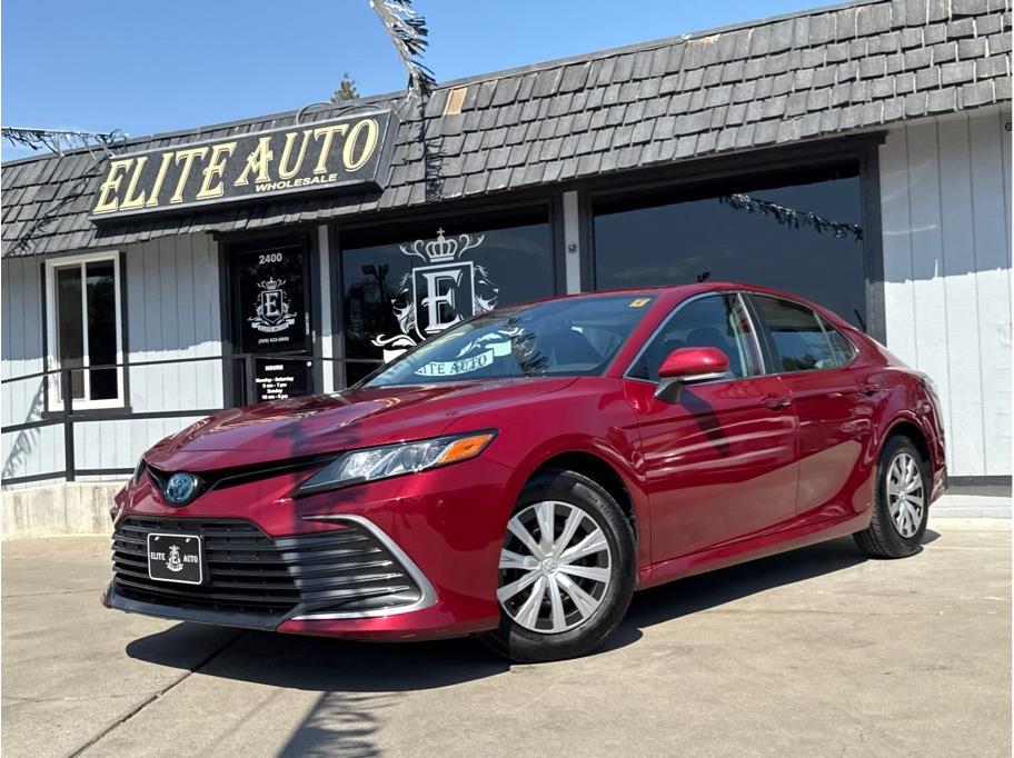 2022 Toyota Camry Hybrid LE Sedan 4D