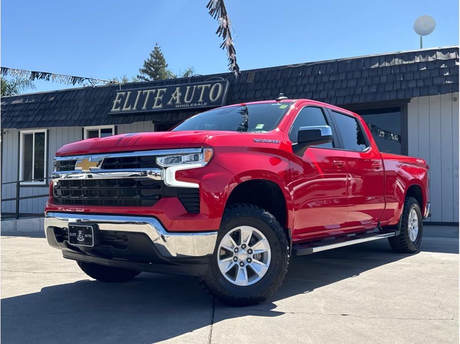 2024 Chevrolet Silverado 1500 Crew Cab LT Pickup 4D 6 1/2 ft