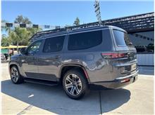 2022 Jeep Wagoneer Series III Sport Utility 4D Thumbnail 2