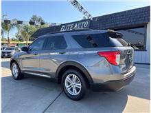 2022 Ford Explorer XLT Sport Utility 4D Thumbnail 2