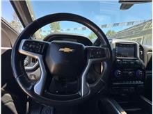 2022 Chevrolet Silverado 1500 Limited Crew Cab LTZ Pickup 4D 5 3/4 ft Thumbnail 10