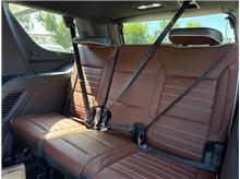2023 GMC Yukon Denali Ultimate Sport Utility 4D Thumbnail 10