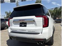 2022 GMC Yukon XL Denali Sport Utility 4D Thumbnail 3