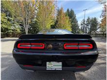2021 Dodge Challenger SXT Coupe 2D Thumbnail 6