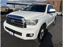 2015 Toyota Sequoia SR5 Sport Utility 4D